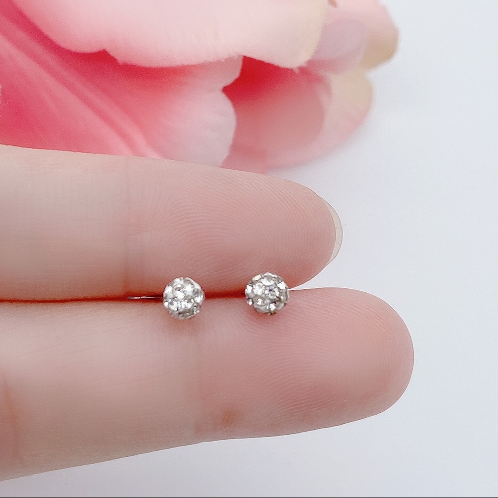 925 silver shinning CZ ball stud earrings-Sterling Silver studs-SS000